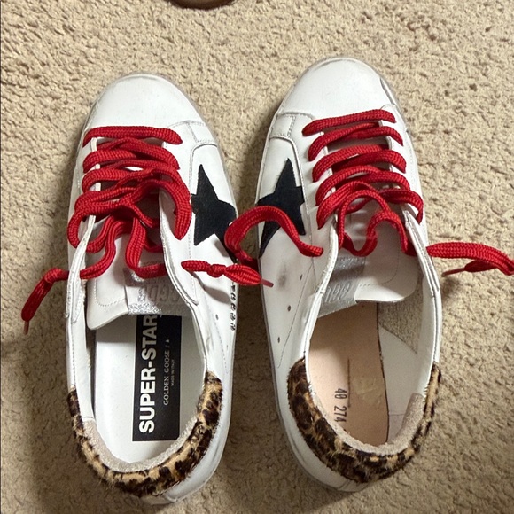 Golden Goose White Sneakers with Red Laces and Black Stars - Picture 3 of 6